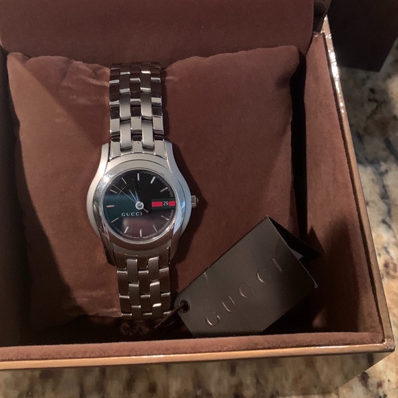 (NWT) Gucci Women\'s 5500 Series Black Dial Watch main image 5